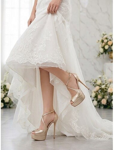  Champagnekleurige platform sandalen met hoge hakken voor dames, elegante bruidsschoenen met T-bandje en open neus, hakken voor een stadsbruiloft.