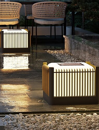  Solarbetriebene Pfostenkappenleuchten, IP65 wasserdicht, Edelstahl, moderne Säulenkappenlampen, wasserdichte LED-Solarleuchten für Gartenwege und Straßen, Eingangsbereich