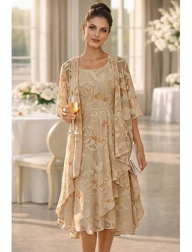  Kaksiosainen A-linja Polven yli Häävieraspuku Löysä Morsiammen äidin asu Puolihiha Kauha Tyylikäs Yksinkertainen minimalistinen Muodollinen Häävieras Pyhäpäivä Sifonki Pitsi Huivi sisältyy