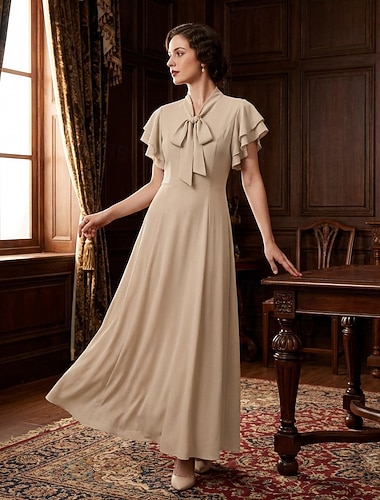  Årgang De livlige 20-årene 1920-tallet Lang Lengde Kjoler Flapper kjole Korte ermer Den store Gatsby Charleston Helfarge A-linje V-hals Kostyme Dame Halloween Karneval Cocktailfest Voksen Kjole Alle