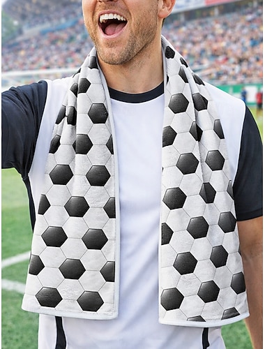  Écharpe-serviette de sport en polyester imprimé football pour homme, idéale pour l'entraînement, les matchs, les supporters, la salle de sport et le fitness.