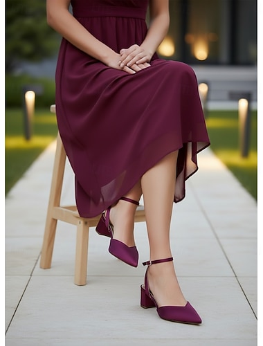  Roze pumps met blokhak en enkelbandje voor dames, elegante schoenen voor de moeder van de bruid bij een tuinbruiloft, comfortabele schoenen met lage hak voor een ceremonie in de buitenlucht.