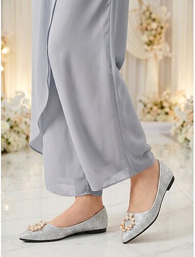  Sapatilhas de ballet femininas douradas com glitter e detalhes em pérola, elegantes sapatos para a mãe da noiva em casamentos na cidade, sapatilhas de bico fino confortáveis para ocasiões formais.