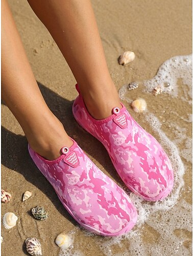  Chaussures aquatiques camouflage roses pour femmes – chaussures légères, à séchage rapide et faciles à enfiler, avec semelle antidérapante, idéales pour la plage, la natation, la piscine, les voyages