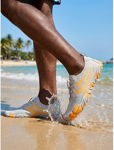  Chaussures aquatiques grises pour hommes, à séchage rapide, légères et antidérapantes, idéales pour les activités nautiques, les sports de plage, la natation, le surf, les promenades en bord de mer et les aventures estivales en plein air.