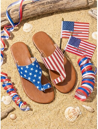  Damessandalen met sterren en strepen ter ere van het 250-jarig jubileum van de VS - patriottische rode, witte en blauwe platte teenslippers voor Onafhankelijkheidsdag 2026 en strandfeesten.