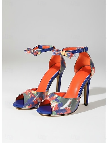  Damessandalen met hoge hakken en bloemenprint in blauw, met enkelbandje – open stiletto's voor een avondje uit in een resort, een cocktailparty of een diner tijdens uw vakantie.