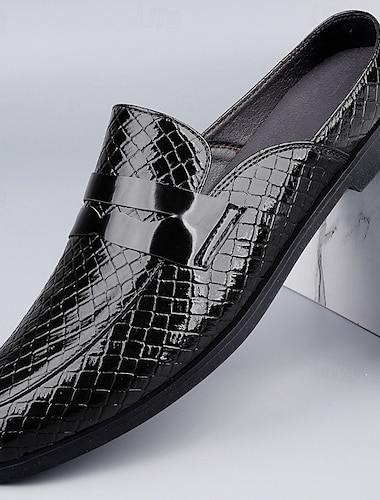  Herre svarte krokodillepregede loafers slip-on formelle dresssko spiss tå forretningsbryllupssko til kontor, banketter, fester, brudgommens antrekk, kveldsarrangementer og elegant gentleman-stil