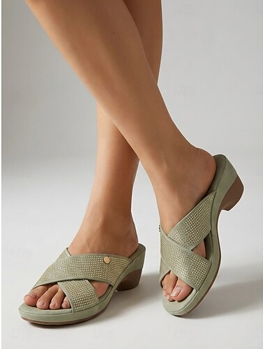  صندل نسائي أخضر مرصع بأحجار الراين، بكعب إسفيني متقاطع - صندل مريح سهل الارتداء مع نعل داخلي مبطن، وكعب مفتوح لامع مناسب للعطلات وحفلات الحدائق &ملابس يومية