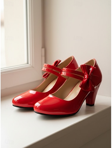  أحذية نسائية كلاسيكية من الخمسينيات من القرن الماضي، مصنوعة من الجلد الصناعي الأحمر اللامع - أحذية ماري جين أنيقة بكعب عالٍ مزينة بفيونكة، مثالية للحفلات ذات الطابع القديم وحفلات الزفاف. &أسلوب
