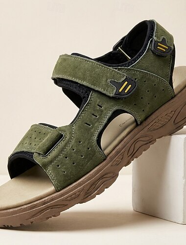  Groene sportsandalen voor heren met open teen, verstelbare pasvorm, lichtgewicht en comfortabel zomerschoeisel voor reizen, wandelen, strandvakanties en buitenactiviteiten.