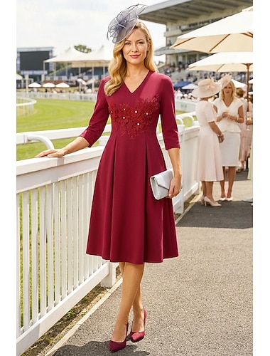  Abito da Prom Knee Length A-Line Abito da Festa Abito da Sera Abito Madre della Sposa Maniche Corte Collo a V Elegante Vintage Lussuoso con Ricami