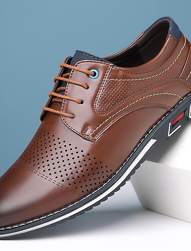  herrskor med perforering och snörning, andningsbara, bekväma business casual-skor i oxfordstil för herrar, kontorskläder, bröllop, fester, banketter och daglig smart casual-användning.