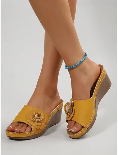  Sandales compensées jaunes pour femmes – chaussures d'été confortables et larges, ornées de fleurs en 3D, idéales pour les voyages et le jardinage. &vêtements de tous les jours