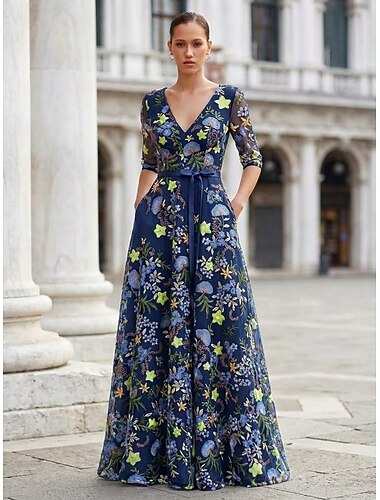  A-linje Golvlång Kvälls klänningar Elegant Vintage Blommig Halvlång ärm V-hals Kvällsfest Bröllop Ficka Satäng Tyll med Broderad blomma Plisserat Broderad