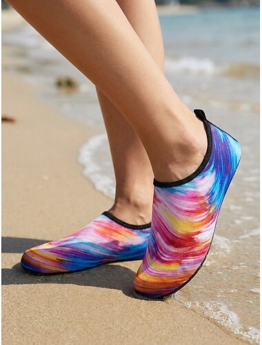 Kleurrijke waterschoenen voor dames met print, sneldrogende antislipsokken, lichtgewicht en ademend schoeisel voor strand, zwemmen, snorkelen en duiken. &surfen