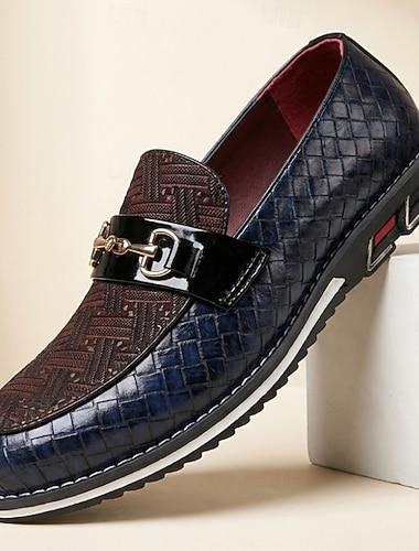  Miesten tummanruskeat kudotut loaferit, metallikuoriset, slip-on-kengät toimistoon, häihin, juhliin, matkoille ja tyylikkääseen herrasmiestyyliin.