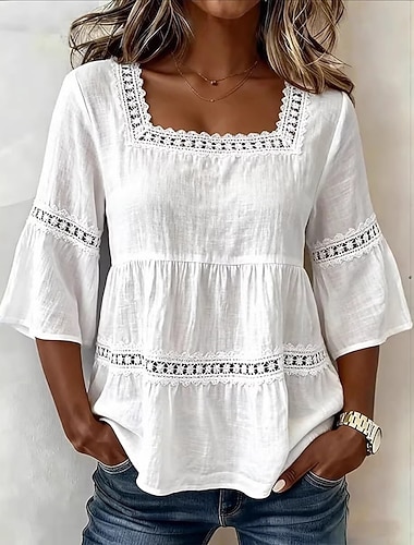  Blusa feminina elegante em algodão e linho com painel de renda e babados em camadas, manga 3/4, decote quadrado, modelo básico, ideal para uso casual no dia a dia, nas cores azul, preto, branco e