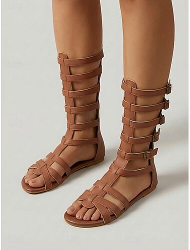  Knähöga gladiatorsandaler för kvinnor – romerska platta sandaler med flera spännen och remmar, bohemiska sommarskor för utomhussemester, resor och strandresort