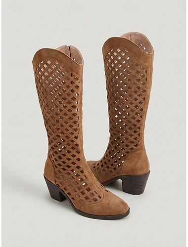  Dames kniehoge laarzen van suède in een beige tint met uitgesneden details - bohemian zomerlaarzen met een ademend rasterpatroon. &Blokhakken voor openluchtmuziekfestivals, Coachella-outfits &westerse