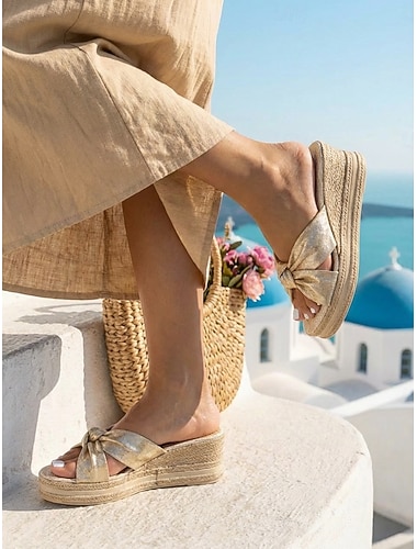  Metallic gouden sleehak sandalen voor dames - elegante espadrilles met gedraaide knoop, perfect voor eilandvakanties en strandbruiloften. &glamoureuze zomervakanties