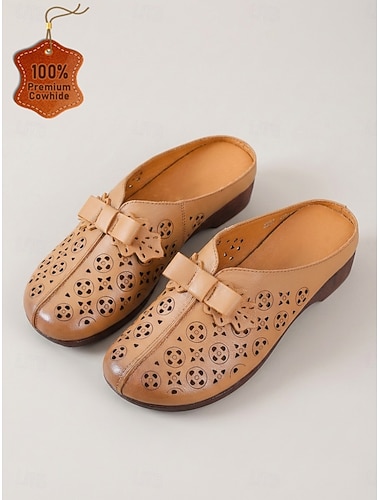  Ciabatte da donna in pelle color cammello con intagli, zoccoli slip-on con fiocco decorativo, calzature comode con suola morbida per l'uso quotidiano, i viaggi e il giardino. &uscite informali