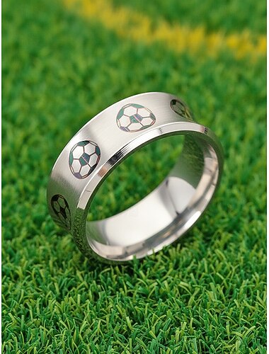  Bague homme en acier inoxydable à motif football, bracelet multicolore et multi-tailles pour supporters, idéal pour les matchs, le stade, ou au quotidien.
