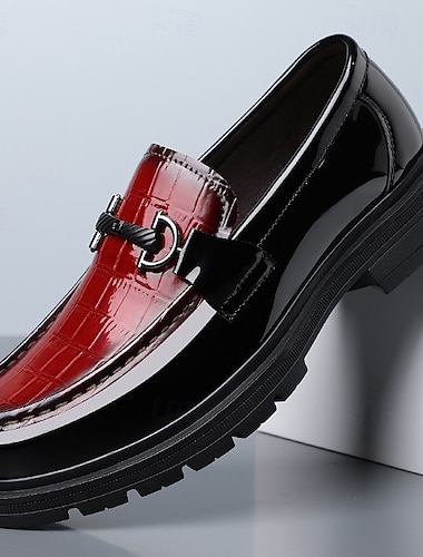  Herre svarte røde lakkloafers slip-on metallsko med grov såle og luksuriøst formelt fottøy til bryllup, banketter, fester, skoleball og statement-festantrekk