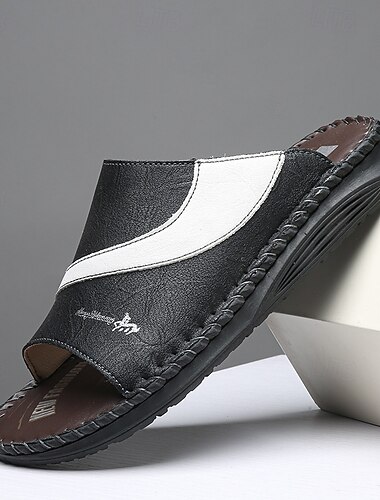  Sandali da uomo bianchi e neri con punta aperta, scarpe estive leggere e comode, modello slip-on casual, stile minimal per il tempo libero, perfetti per l'uso quotidiano, le passeggiate in spiaggia e il relax a bordo piscina.