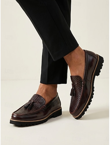  Herresko i svart skinn, polert overflate med perforerte detaljer, formell luksusstil for bryllup, forretnings- og spesielle anledninger