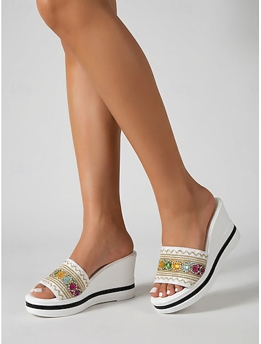  Sandales compensées bohèmes blanches pour femmes - mules espadrilles à plateforme ornées de perles colorées et de pierres précieuses, idéales pour les vacances au bord de la piscine et les fêtes d'été