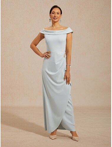  Naisten maksimekko, olkapäät paljastava, rypytetty, strasseilla koristeltu, tyylikäs, iltajuhlat, valmistujaiset, cocktail-juhlat, normaali istuvuus, yksivärinen, hihaton, olkapäät paljastava,