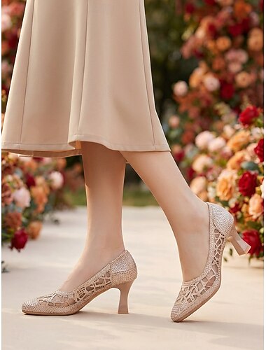  Beige pumps med blokkhæl til dame, elegante pensko med rund tå til brudens mor, hagebryllup &formelle arrangementer