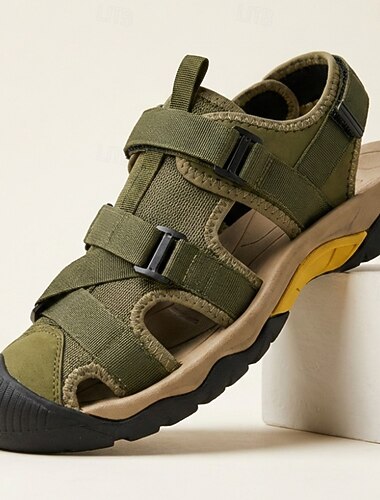  Sandali sportivi da uomo color oliva, aperti in punta, regolabili, scarpe da passeggio leggere e comode per l'estate, ideali per escursioni, viaggi, vacanze al mare e attività all'aperto.