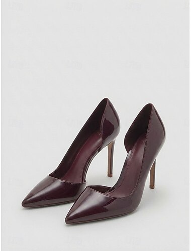  Décolleté da donna color nude con punta affusolata e tacco a spillo – eleganti scarpe da cocktail per serate eleganti