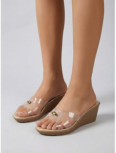  صنادل نسائية أنيقة بكعب إسفين شفاف - بتفاصيل معدنية ذهبية مناسبة لعطلات الجزر والرحلات البحرية الاستوائية &منتجعات شاطئية فاخرة