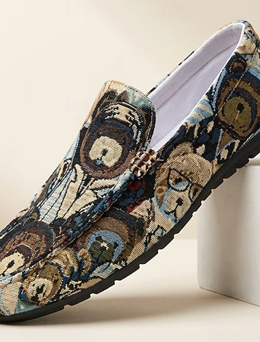  Férfi nyomtatott, bebújós, lezser mokaszinok, könnyű, kényelmes sétacipők, divatos vászon lapos cipők mindennapi viseletre, utazáshoz, vezetéshez, hétvégi öltözékekhez, utcai viselethez és laza, okos casual stílushoz.