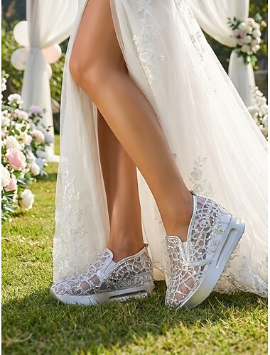  Witte kanten platform sneakers voor dames - instapschoenen met strasssteentjes voor een bruiloft in de tuin