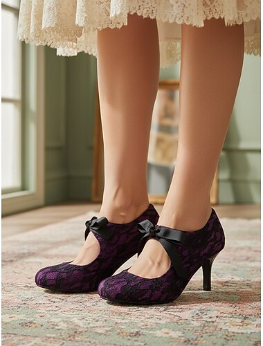  Dámské vintage tmavě fialové krajkové podpatky z 50. let - elegantní tmavě fialové květinové krajkové lodičky se saténovou mašlí &křížené ramínka na retro plesy a večerní galavečery &svatby