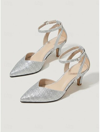  Damesko med sølvglitter og kitten heel – elegante spisse sko til cocktailfester og kveldsarrangementer