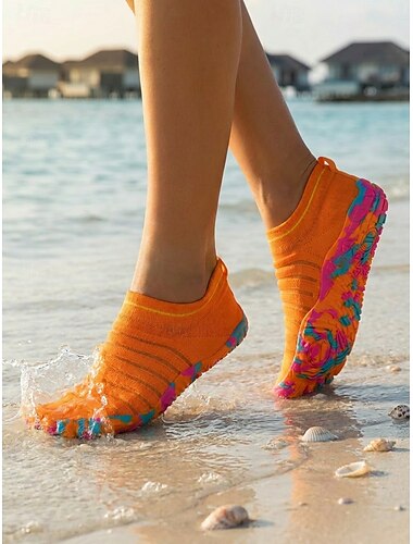  Scarpe da acqua da donna arancioni in maglia, modello barefoot: calze acquatiche leggere, larghe e ad asciugatura rapida con suola antiscivolo per passeggiate all'aperto, escursioni, spiaggia e nuoto.
