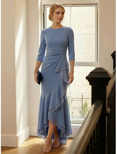  Åtsmitande Hög-låg klänning Asymmetrisk Bröllopsgästklänning Klänning till brudens mor Halvlång ärm Rund hals Elegant Enkel Formell Bröllopsgäst Formell kväll Chiffong Stretch crepe med Plisserat