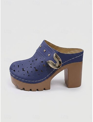  Geperforeerde klompen met dikke hak voor dames - retro klompen met hak en studs, open hiel voor casual uitjes en zomerse evenementen.