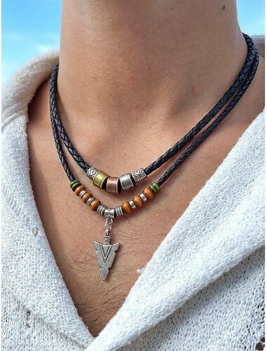  Collana da uomo con ciondolo a freccia in lega, perline e cordino intrecciato – disponibile nei colori nero e marrone, gioiello casual resistente, ideale per vacanze al mare, uso quotidiano e viaggi.