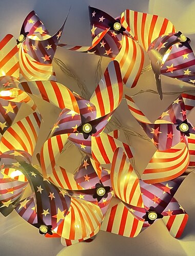  Az USA 250. évfordulójára, július 4-ére tervezett szélkerék alakú fényfüzér, 2 m, 10 LED, hazafias amerikai zászlót ábrázoló LED-es girland, elemes, AAA, állandó &villogó módok, beltéri kültéri parti