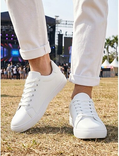  Sneakers da uomo bianche per festival musicali - scarpe casual leggere e comode con lacci - calzature minimaliste a taglio basso per concerti, eventi all'aperto, viaggi e tempo libero quotidiano