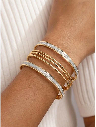 Bracciale rigido da donna a strati color oro, elegante bracciale aperto perfetto per invitate a matrimoni, ufficio, cene e per uno stile lussuoso quotidiano.