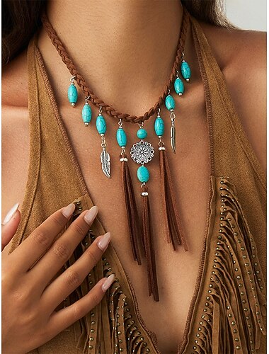  Colar feminino boêmio com pingente de turquesa em liga metálica, joia marcante com franjas, ideal para festivais de música, férias na praia e uso casual no dia a dia.