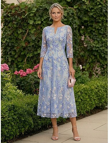  A-linje Klänningar Golvlång Telång Spetsklänning Cocktail klänning Klänning till brudens mor 3/4 ärm Rund hals V-hals Elegant Enkel Ledigt Formell Bröllopsgäst Semiformell Spets med Broderad