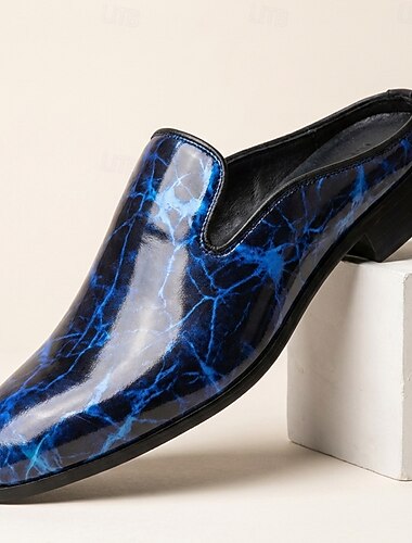  Herenschoenen in blauwzwart met bliksemschichtpatroon, luxe instappers voor feestjes, optredens en avondevenementen.